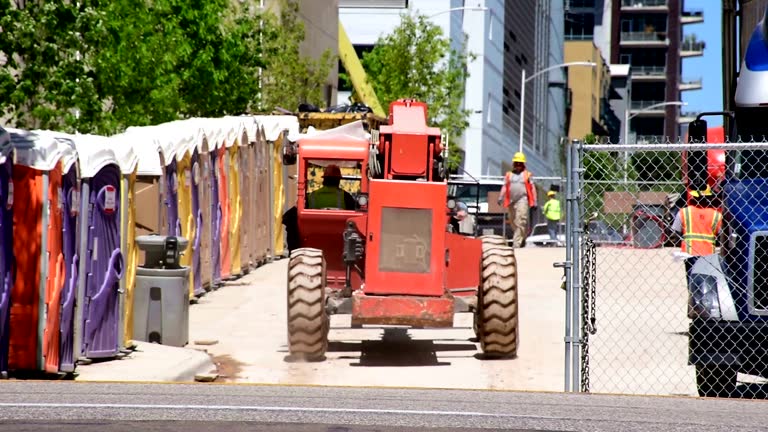 Best Construction Site Portable Toilets  in Eastmont, WA